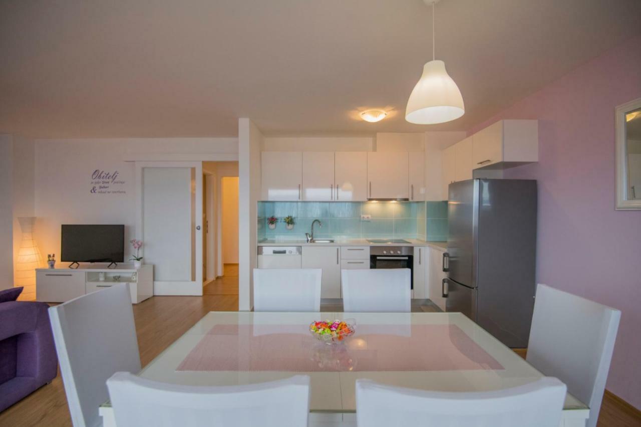 Apartment Petra Імотскі Екстер'єр фото