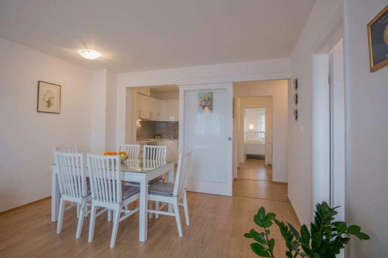 Apartment Petra Імотскі Екстер'єр фото
